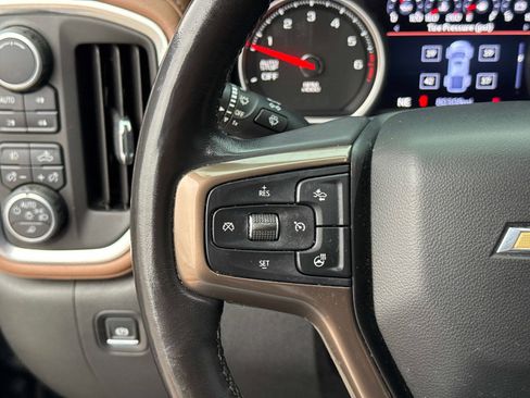 Used 2019 Chevrolet Silverado 1500 High Country w/ Technology Package image 31