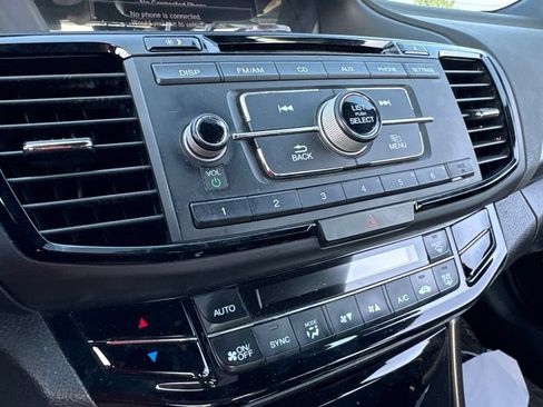 Used 2017 Honda Accord Sport Special Edition image 25