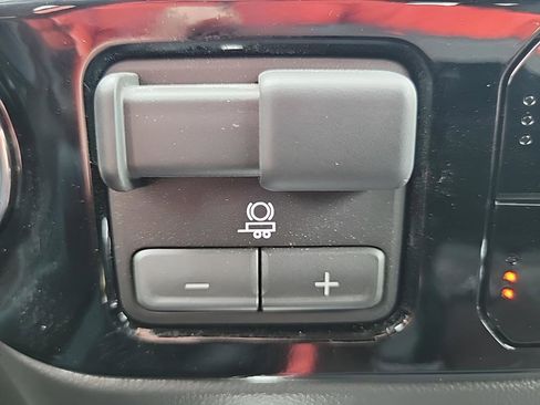 Used 2026 Chevrolet Silverado 1500 LT Trail Boss w/ Convenience Package II image 22