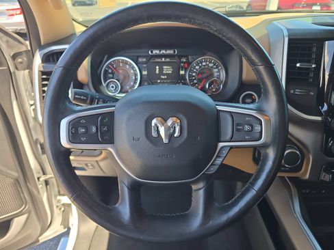 Used 2019 RAM 1500 Big Horn RWD image 23