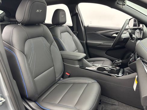 New 2026 Buick Envista Sport Touring w/ Convenience I Package FWD image 34