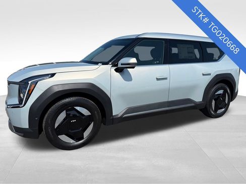 New 2026 Kia EV9 Wind AWD/4WD image 3