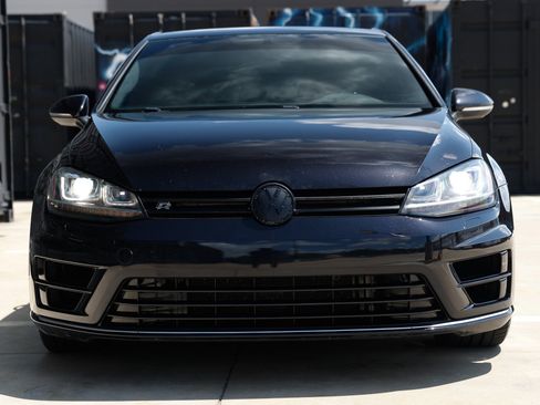 Used 2016 Volkswagen Golf R 4-Door AWD/4WD image 21