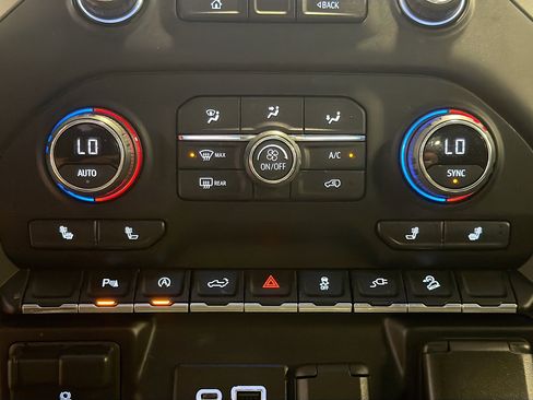 Used 2020 Chevrolet Silverado 1500 RST w/ All-Star Edition image 23