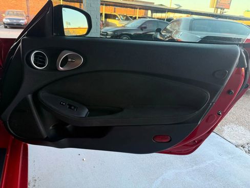 Used 2015 Nissan 370Z Touring Sport RWD image 18