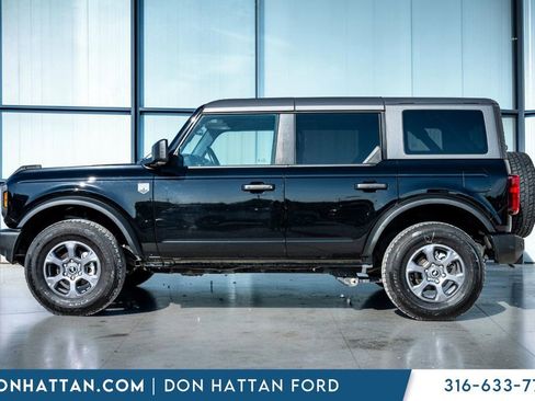 Used 2025 Ford Bronco Big Bend AWD/4WD image 2