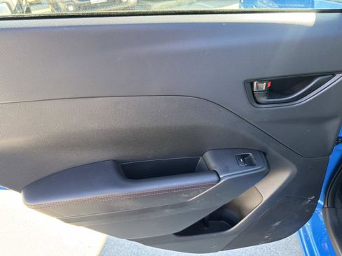 Used 2025 Subaru Impreza 2.0i Sport image 11