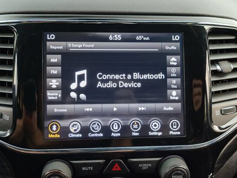 Used 2021 Jeep Grand Cherokee Laredo X AWD/4WD image 51
