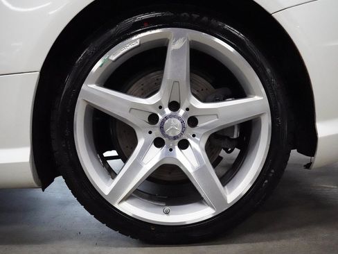 Used 2014 Mercedes-Benz SL 550 image 26