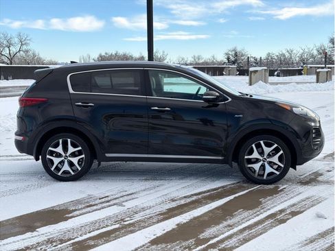 Used 2017 Kia Sportage SX image 9
