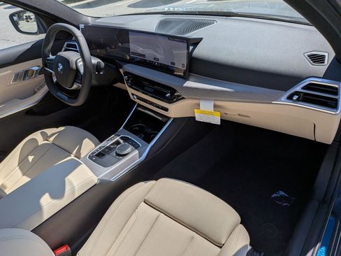 New 2026 BMW 330i Sedan w/ Convenience Package image 39