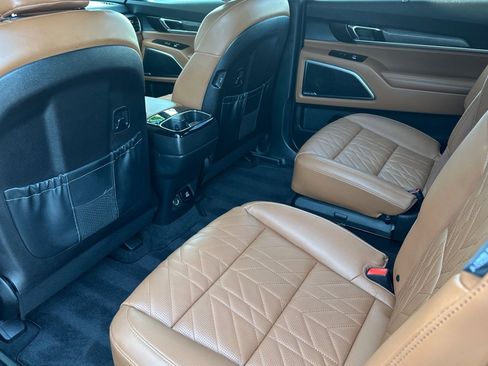 Certified 2023 Kia Telluride SX Prestige X-Line image 15