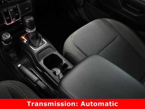 Used 2024 Jeep Gladiator Sport image 16