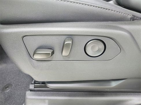 New 2026 GMC Sierra 1500 SLT w/ SLT Premium Plus Package image 20