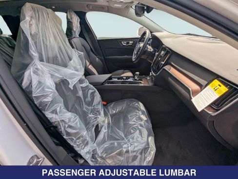 Used 2026 Volvo V60 B5 Cross Country Plus w/ Protection Package Premier AWD/4WD image 23
