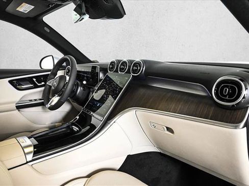 New 2026 Mercedes-Benz GLC 300 4MATIC image 24
