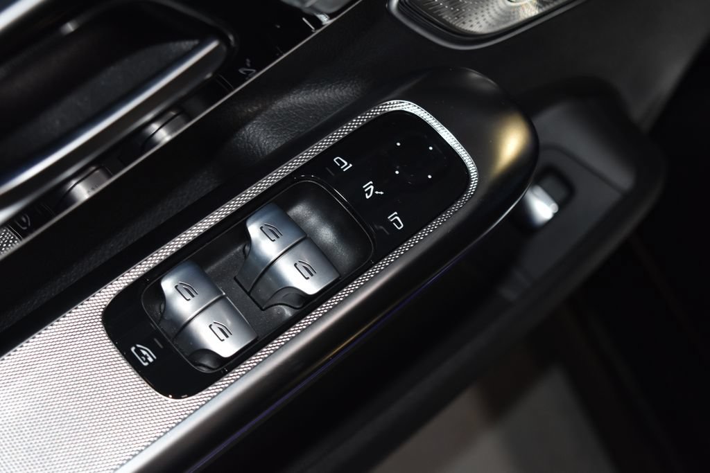 Used 2024 Mercedes-Benz EQE 350+ 4MATIC Sedan image 6
