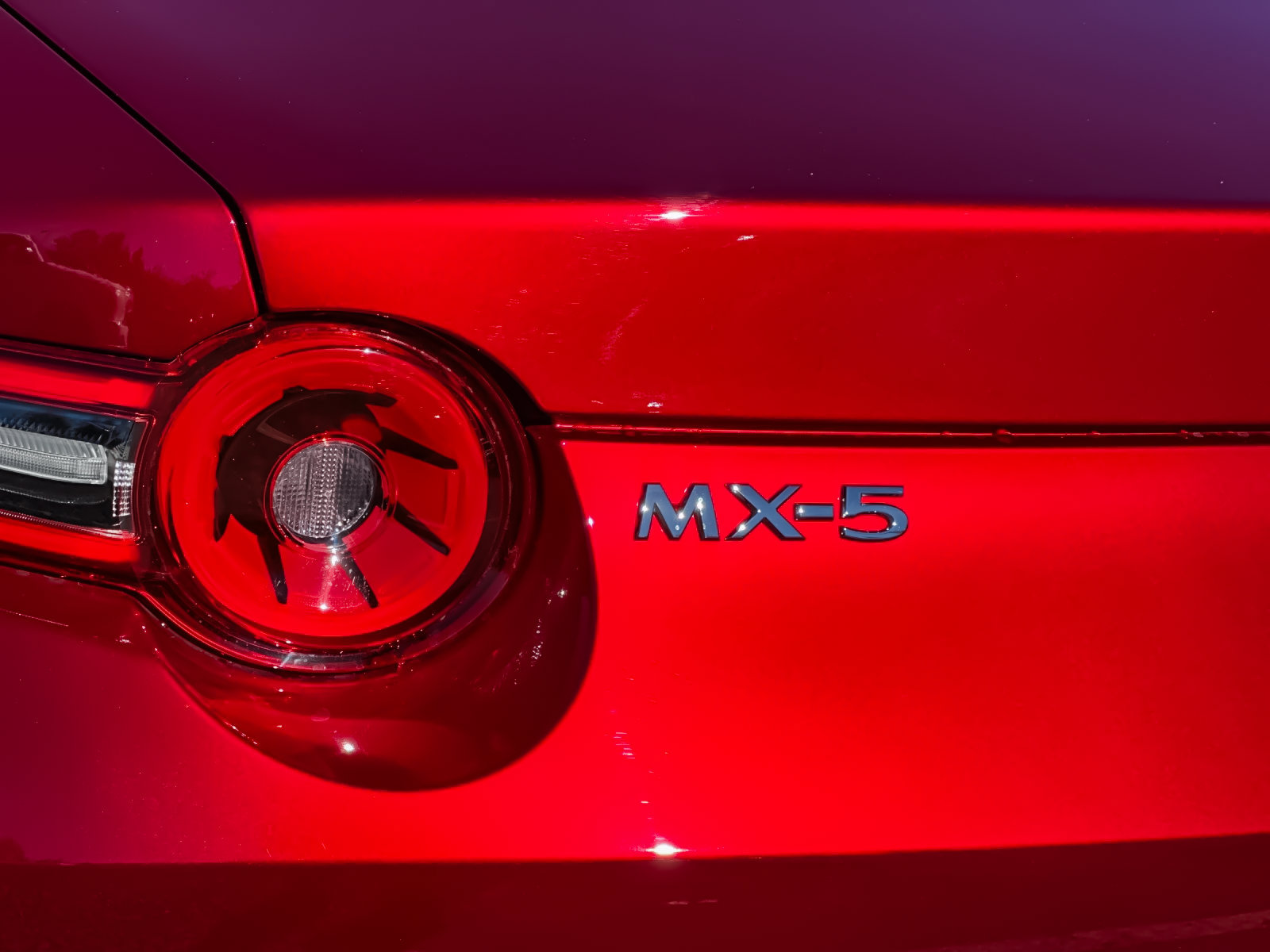 Certified 2026 MAZDA MX-5 Miata Sport w/ Weather Package RWD image 24