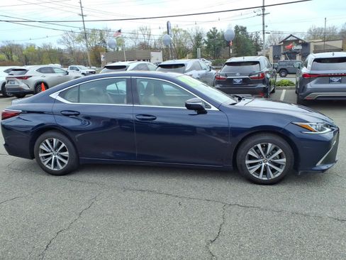 Certified 2021 Lexus ES 350 w/ Accessory Package 2 image 8