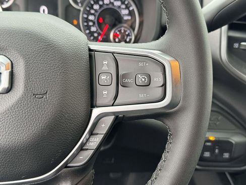 New 2026 RAM 2500 Big Horn AWD/4WD image 22