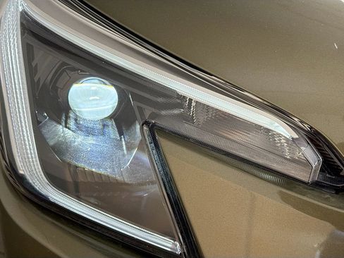 Used 2022 Subaru Forester Touring image 39