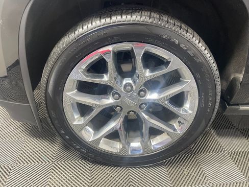 Used 2019 Cadillac Escalade Premium Luxury image 12