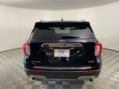 Used 2022 Ford Explorer Limited image 8