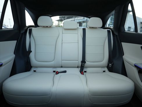 New 2026 Mercedes-Benz GLC 300 GLC 300 image 33