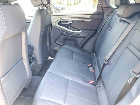 Used 2023 Land Rover Range Rover Evoque R-Dynamic S AWD/4WD image 17