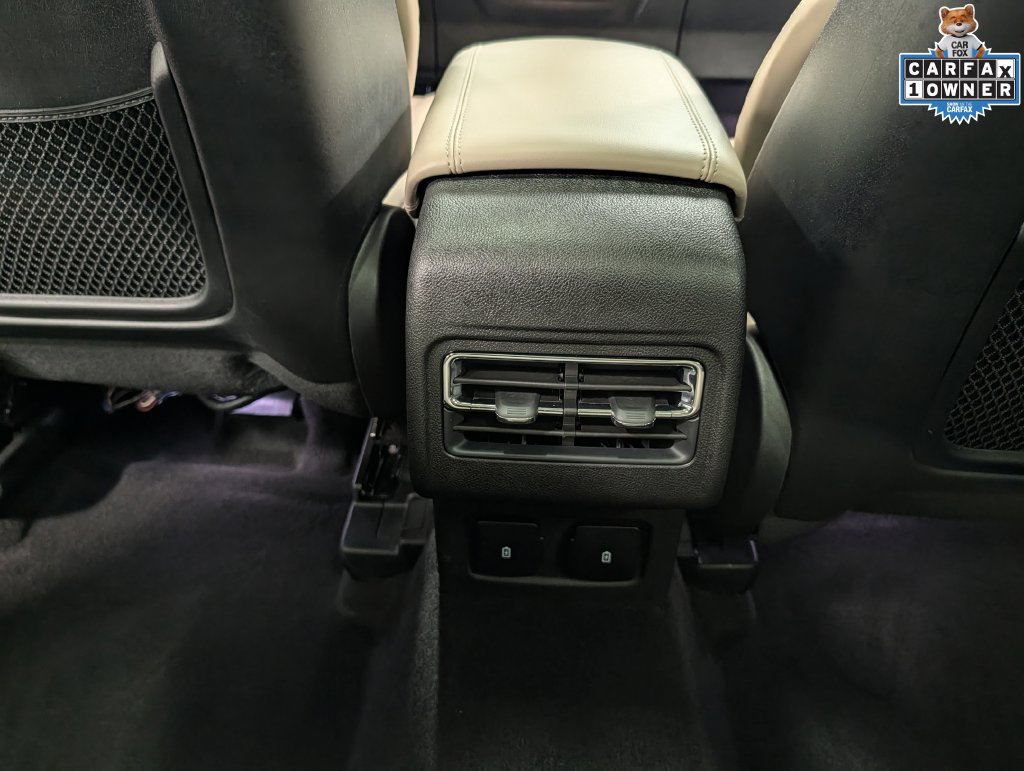 Used 2025 Lincoln Corsair Reserve AWD/4WD image 32