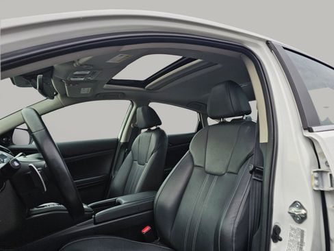 Used 2019 Honda Insight Touring image 20