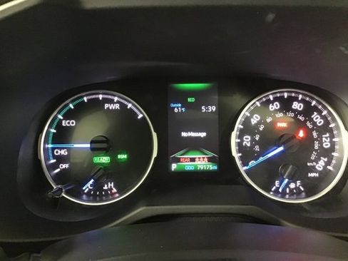 Used 2021 Toyota RAV4 XLE image 14