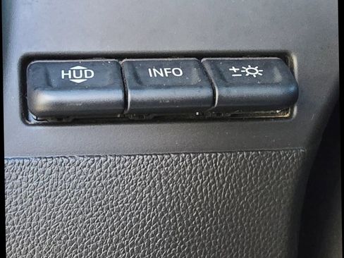 Used 2023 GMC Sierra 2500 Denali w/ Denali Ultimate Package image 22