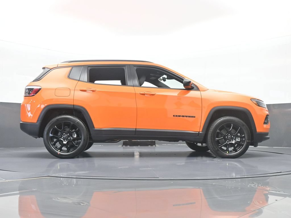 New 2026 Jeep Compass Latitude AWD/4WD image 54