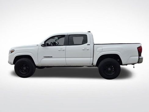 Used 2023 Toyota Tacoma SR5 RWD image 6
