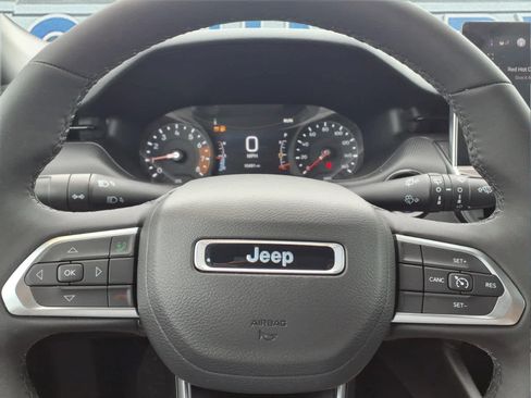 Used 2025 Jeep Compass Latitude w/ Altitude Special Edition AWD/4WD image 22
