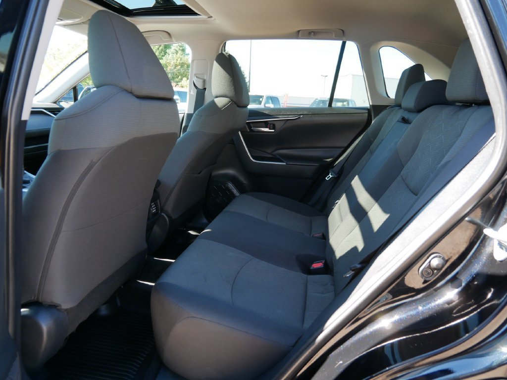 Used 2021 Toyota RAV4 XLE w/ Convenience Package AWD/4WD image 10