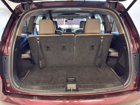 Used 2016 Honda Pilot Touring image 33