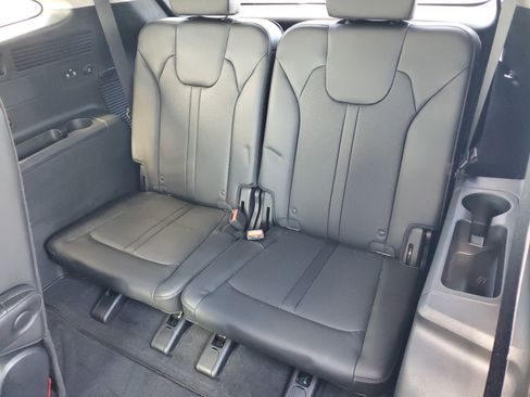 Used 2023 Kia Sorento SX FWD image 12