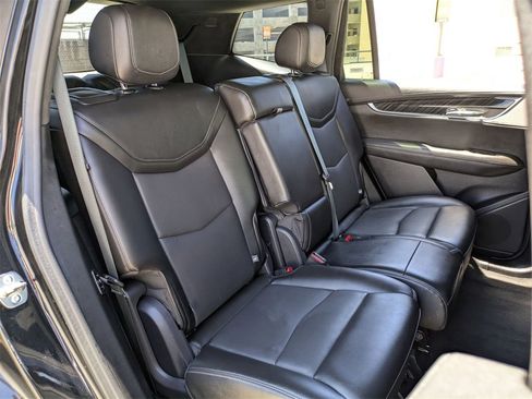 Used 2024 Cadillac XT6 Premium Luxury image 26