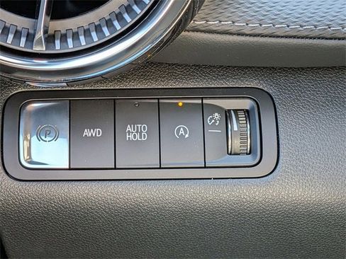 New 2026 Chevrolet Equinox LT w/ Convenience Package II image 17