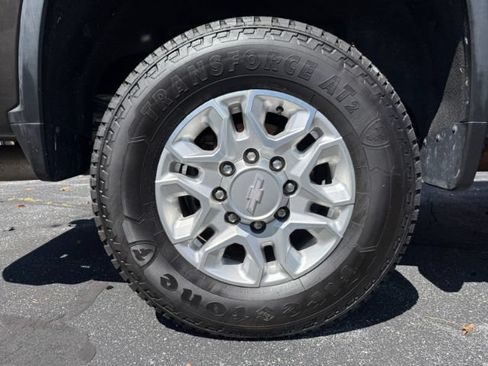 Used 2020 Chevrolet Silverado 2500 LTZ w/ LTZ Plus Package AWD/4WD image 33