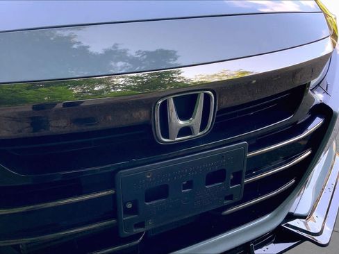 Used 2021 Honda Accord Sport image 32