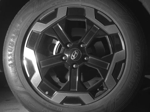 Used 2025 Hyundai Santa Fe SEL image 15