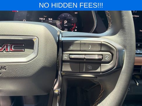 Used 2025 GMC Canyon AT4 AWD/4WD image 24