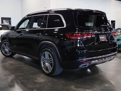 Used 2024 Mercedes-Benz GLS 450 4MATIC image 4