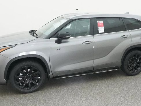 New 2026 Toyota Highlander XLE AWD/4WD image 43