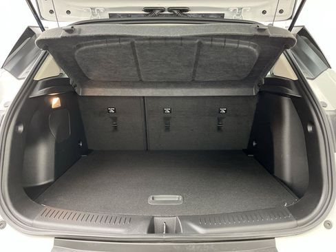 Certified 2024 Buick Encore GX Preferred AWD/4WD image 3