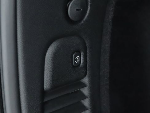 Used 2024 Dodge Durango GT w/ Blacktop Package image 18