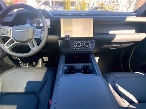 New 2026 Land Rover Defender 110 S image 5